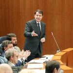 Mañueco interviene desde su escaño de las Cortes en la sesión de control