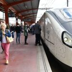 Uno de los trenes Avril, ayer. 