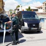 Entierran en la estricta intimidad a los dos niños asesinados en Huétor Tájar por su abuelo