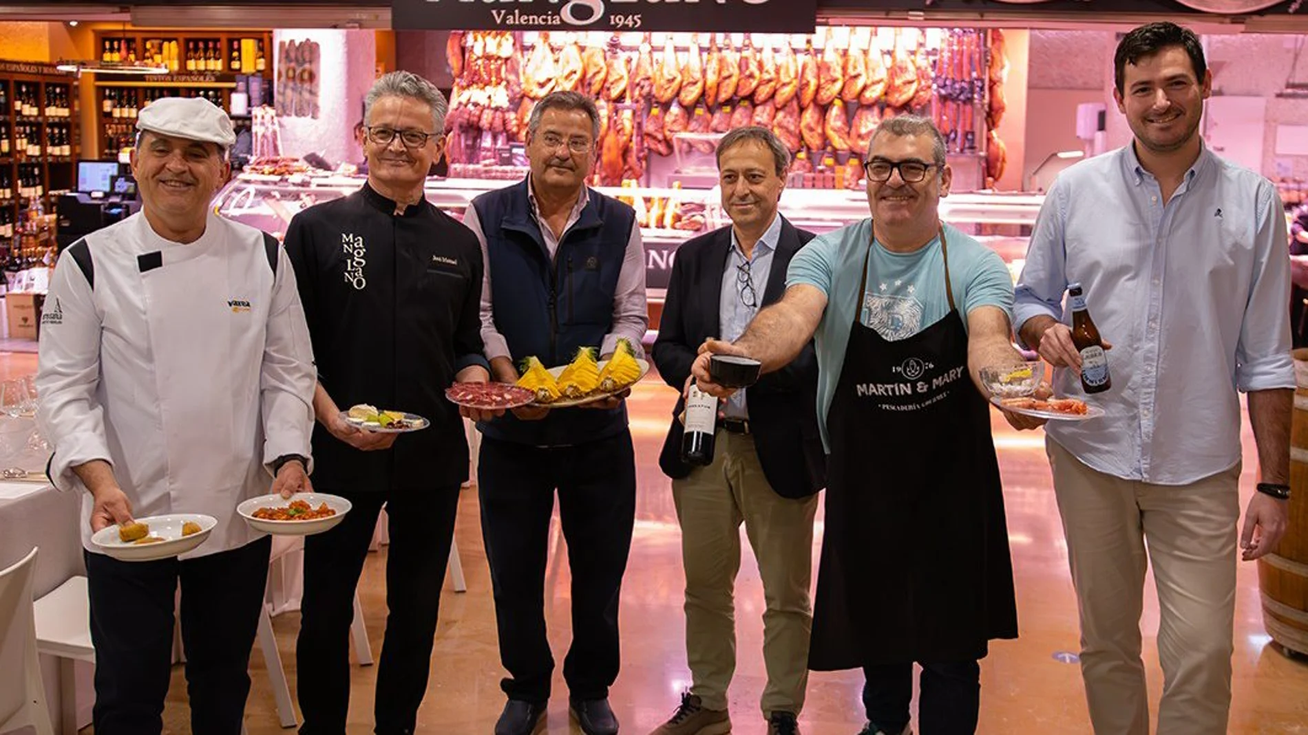 Los puestos tradicionales que todavía quedan en el Mercado de Colón realizarán catas una o dos veces al mes