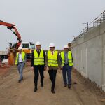 El consejero Juan Carlos Suárez-Quiñones visita las obras de una depuradora en la provincia de Segovia