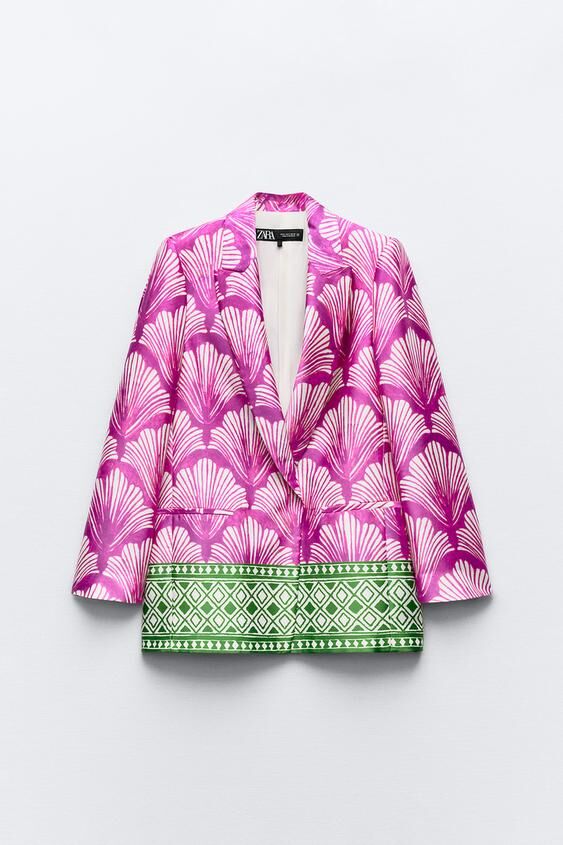 Blazer estampada de efecto satinado.