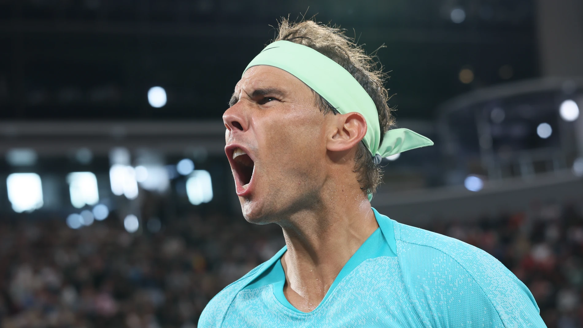 Nadal, durante su partido en Roland Garros ante Zverev