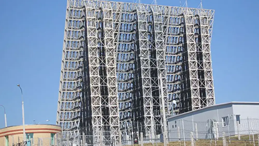 La estación de radar rusa Voronezh-M en la ciudad de Orsk