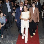 La Reina Letizia se adelanta al verano. 