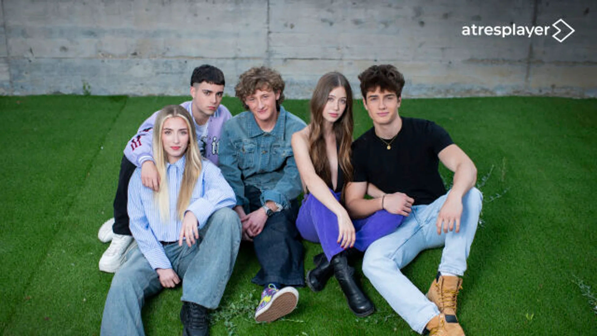 Protagonistas de la serue ‘FoQ. La Nueva Generación’