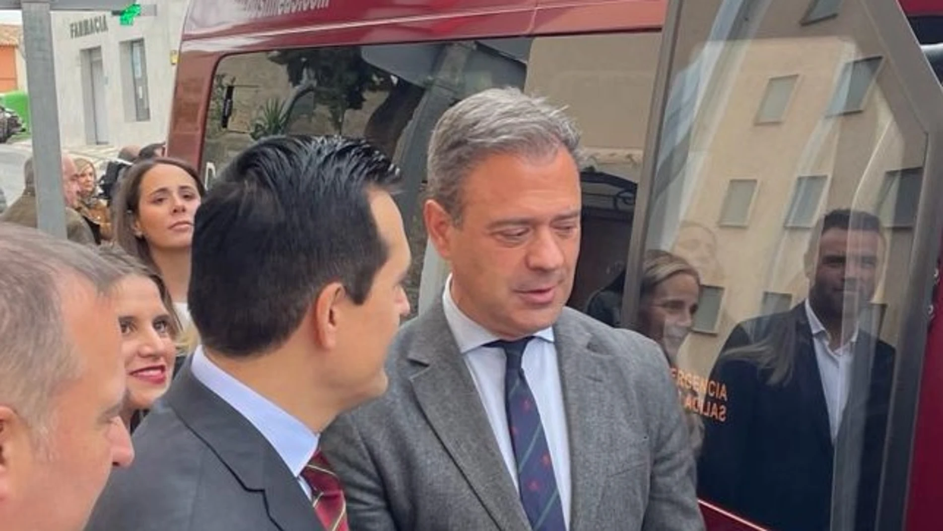 Los consejeros de Presidencia, Portavocía y Acción Exterior, Marcos Ortuño, y de Fomento e Infraestructuras, José Manuel Pancorbo