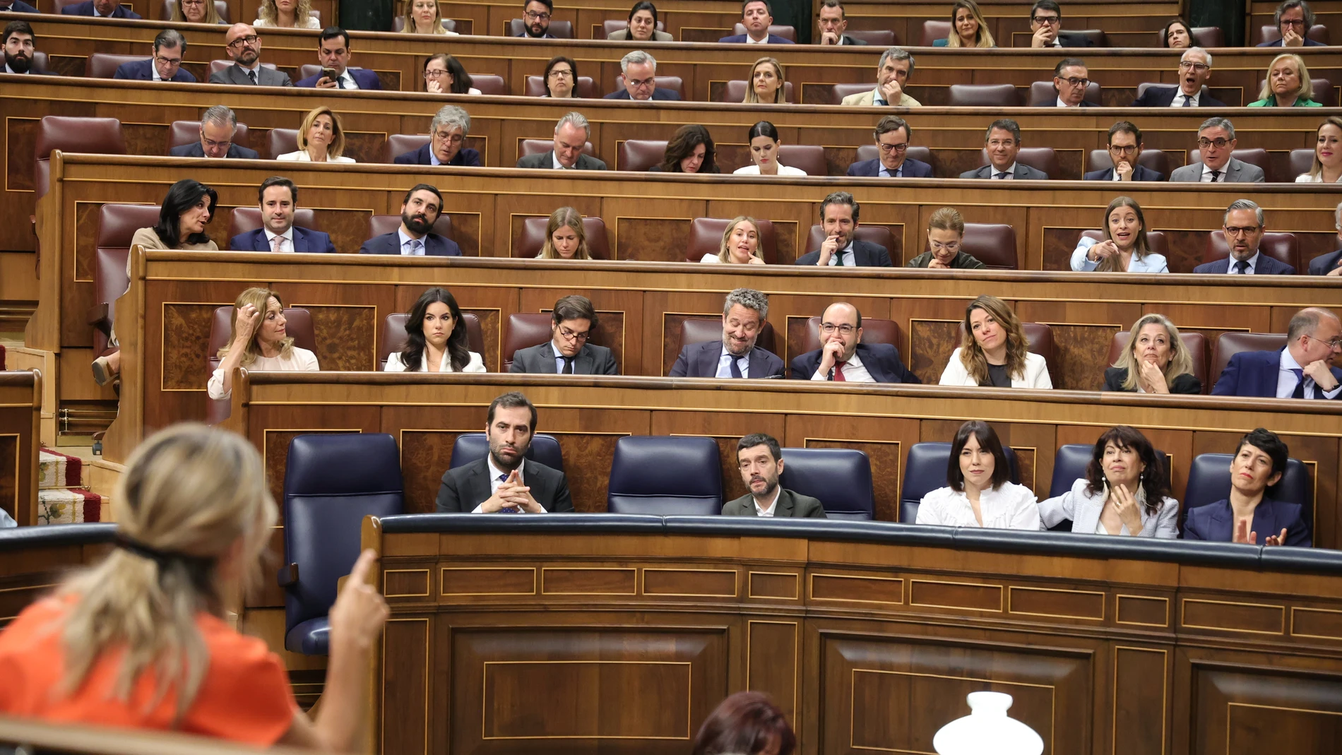 La vicepresidenta segunda y ministra de Trabajo, Yolanda Díaz, interviene durante la sesión de control al Gobierno, en el Congreso de los Diputados, a 29 de mayo de 2024, en Madrid (España). Durante la sesión de control, la última antes de las elecciones europeas del próximo 9 de junio, el PP ha querido aprovechar la sesión de control para visibilizar la visibilizar ‘la debilidad del Gobierno’, tras las discrepancias entre el PSOE y Sumar con el resto de sus aliados parlamentarios. También se...