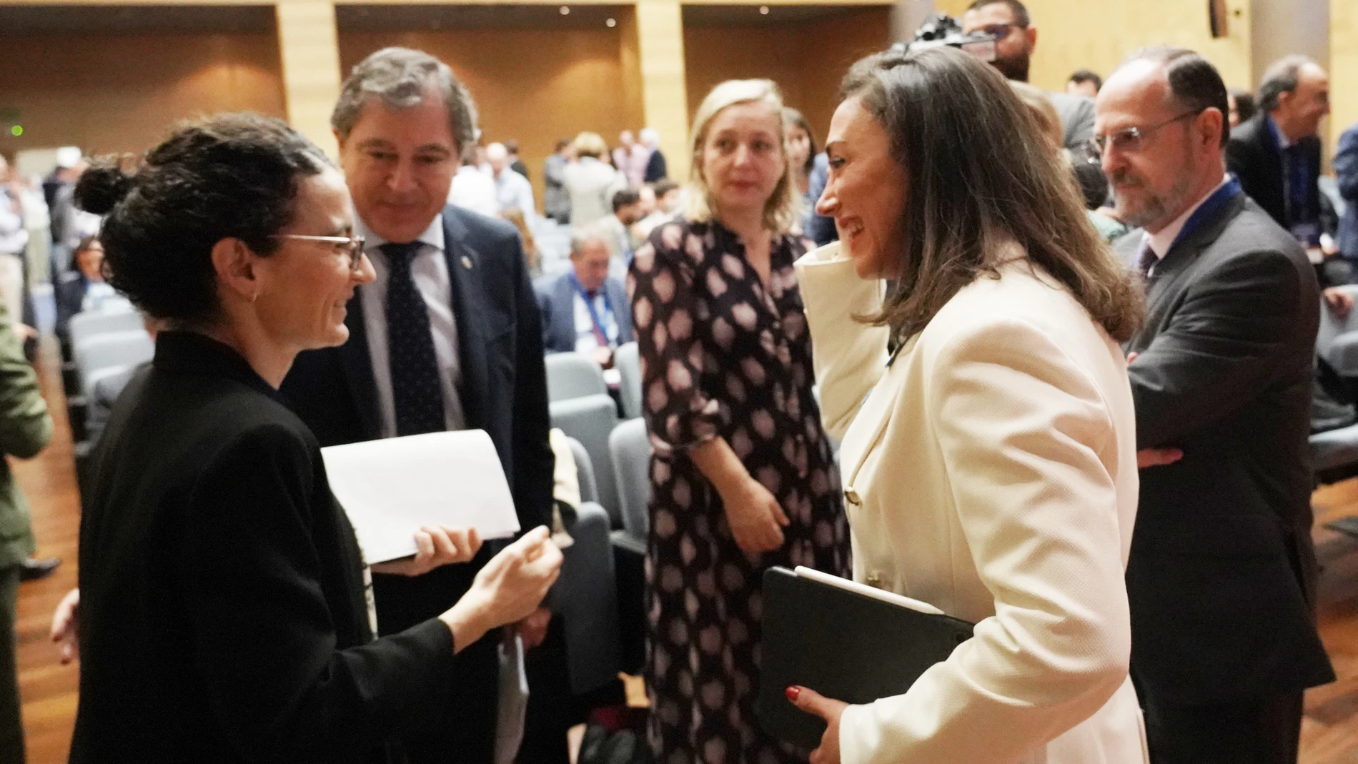 La consejera participa en la jornada "Innovación y digitalización de la conservación de carreteras"