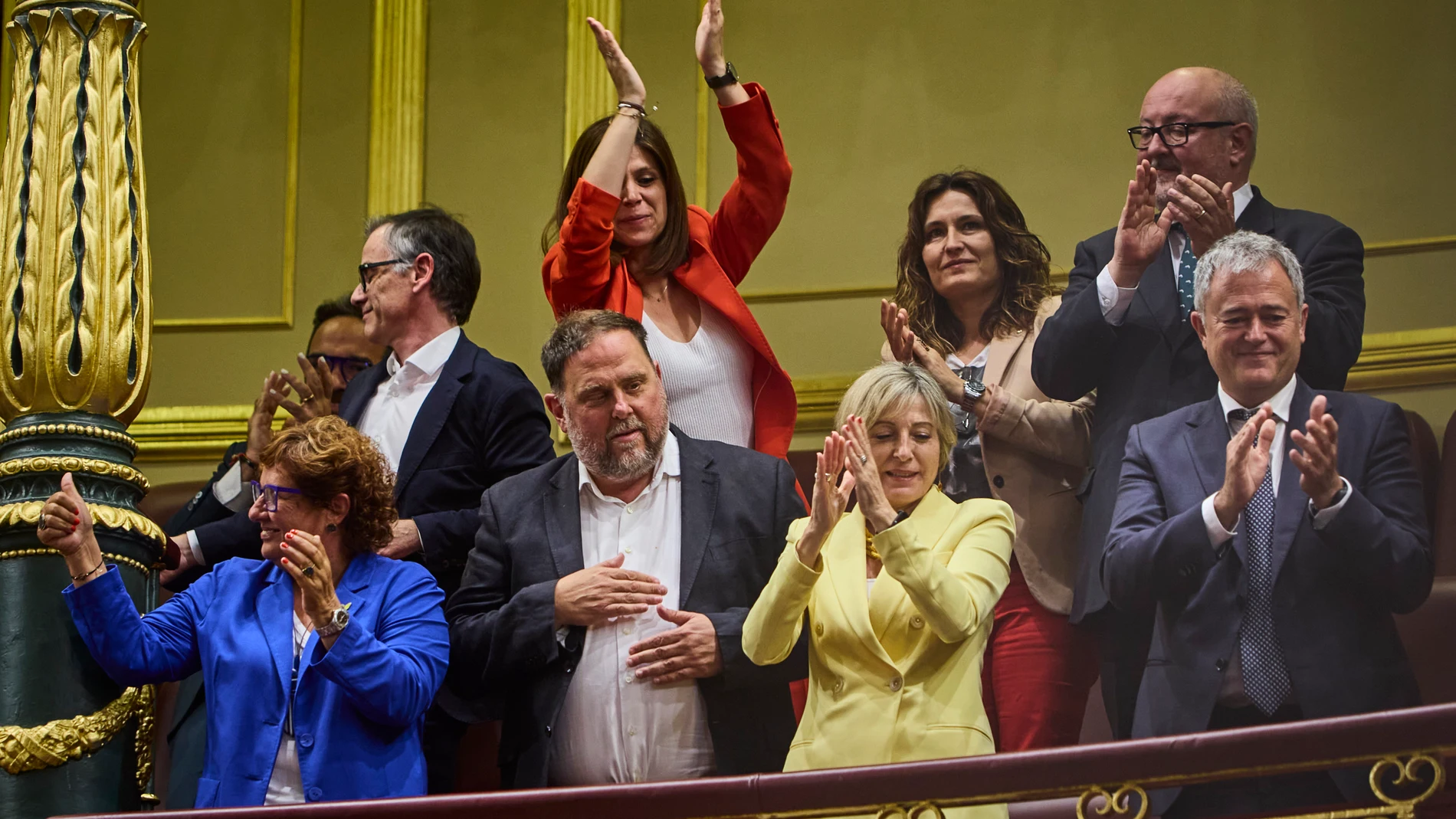 El Congreso ha aprobado este jueves, con 177 votos a favor y 172 en contra, la proposición de ley de amnistía para la normalización institucional, política y social en Cataluña, una iniciativa pactada por el PSOE con Junts y ERC y que permitió hace seis meses la investidura de Pedro Sánchez. Asisten Pedro Sanchez, Alberto Nuñez Feijoo, Míriam Nogueras, Gabriel Rufian, Jordi Turull, Oriol Junqueras y protestas de los diputados de Vox. © Alberto R. Roldán / Diario La Razón. 30 05 2024