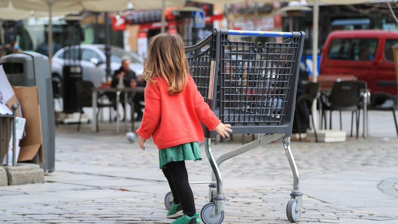 Galicia logra alcanzar la menor tasa de pobreza infantil de España