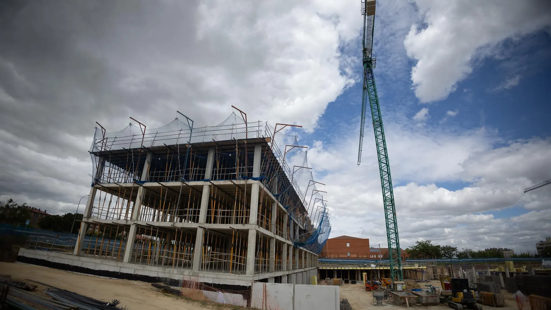 Economía.- Los visados de obra de vivienda nueva superaron las 25.000 unidades hasta marzo, un 11,25% menos