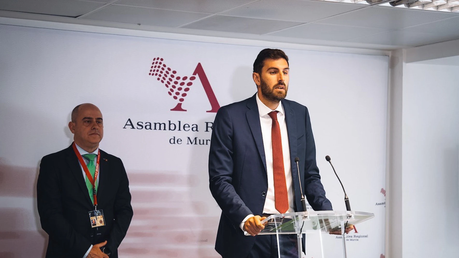 Antelo reivindicará en Consejo de Gobierno que el Ejecutivo central “cierre de inmediato” el campamento de ilegales del Hospital Naval de Cartagena