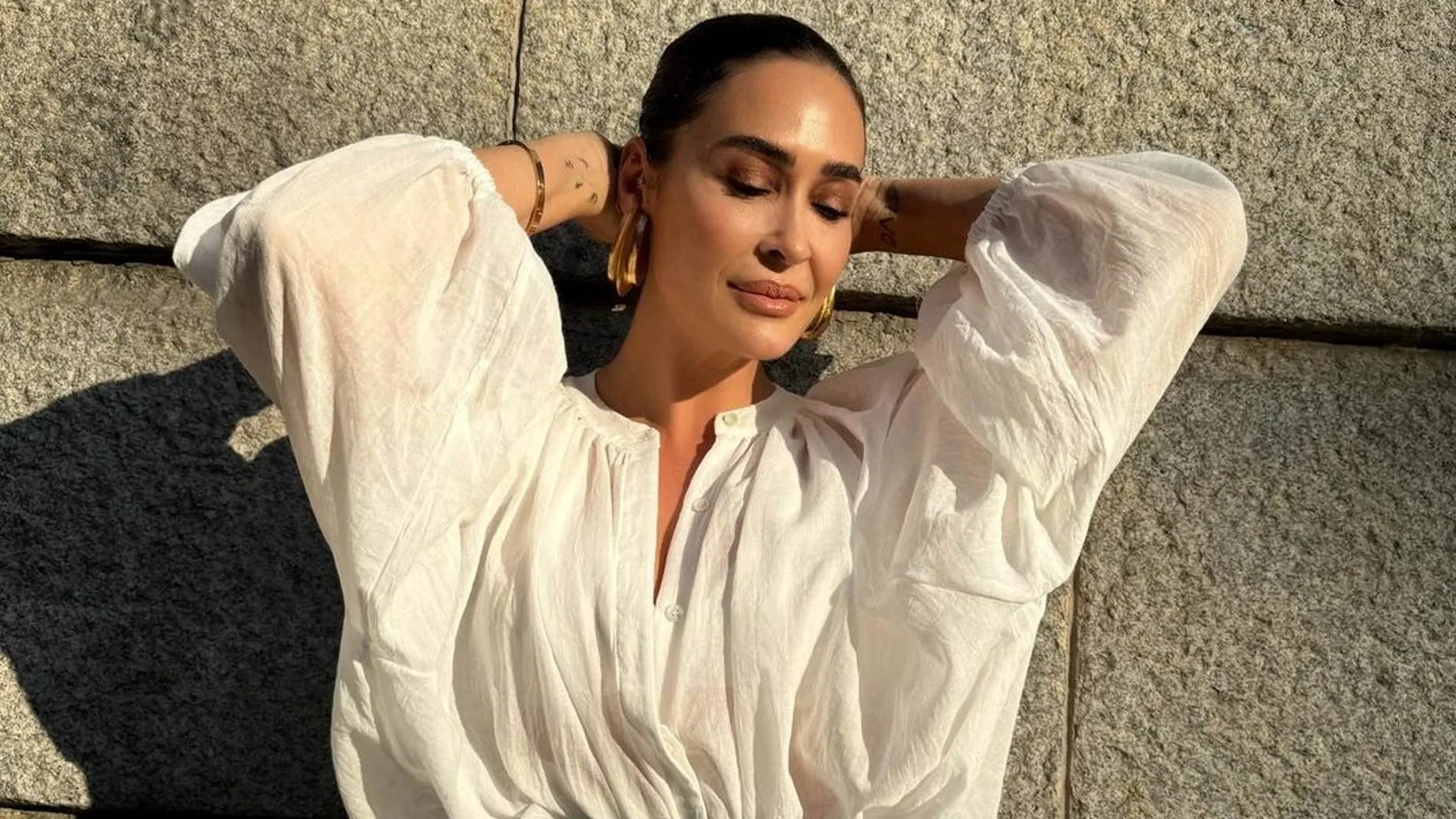 Vicky Martín Berrocal con look romántico.
