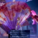 La cantante Taylor Swift durante la primera de sus dos actuaciones en el Estadio Santiago Bernabéu, a 29 de mayo de 2024, en Madrid (España). 