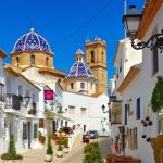 Imagen de una de las espectaculares calles de Altea