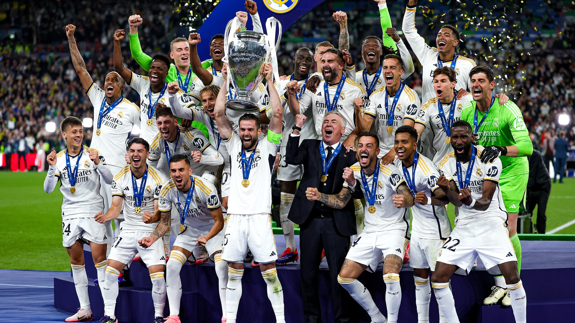 Nacho and Real Madrid players celebrate after winning the UEFA Champions League, Final football match between Borussia Dortmund and Real Madrid on June 1, 2024 at Wembley stadium in London, England - Photo Nigel Keene / ProSportsImages / DPPI AFP7 01/06/2024 ONLY FOR USE IN SPAIN