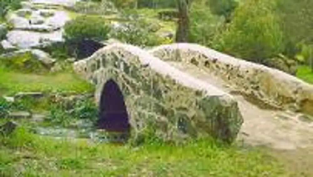 Puente Chico en la ruta de la Adrada