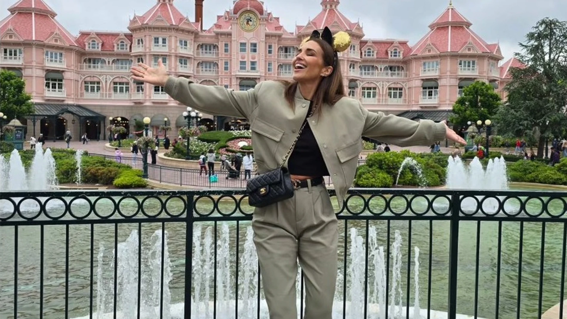 Uno de los looks de Paula Echevarría en París.