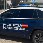 Dos detenidos por apuñalar tres veces en el cuello a un joven de 19 años en el distrito de Latina