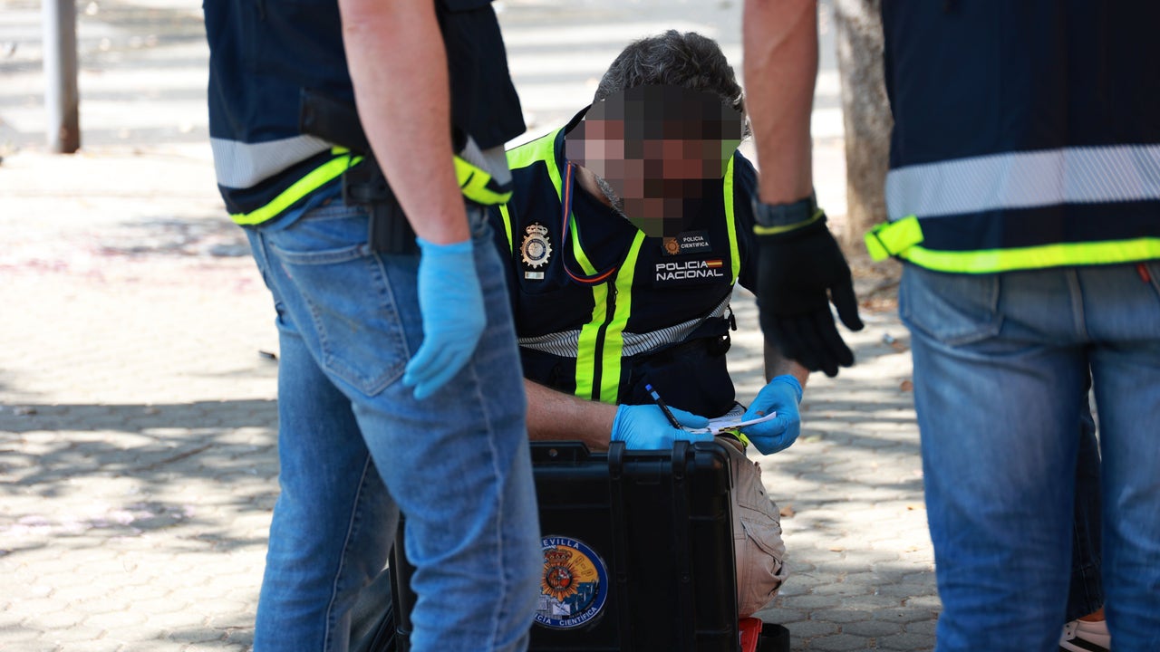 Luz forense para la Policía: "Analiza evidencias invisibles al ojo humano"