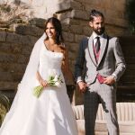 Así son los dos vestidos de novia de Sara Sálamo.