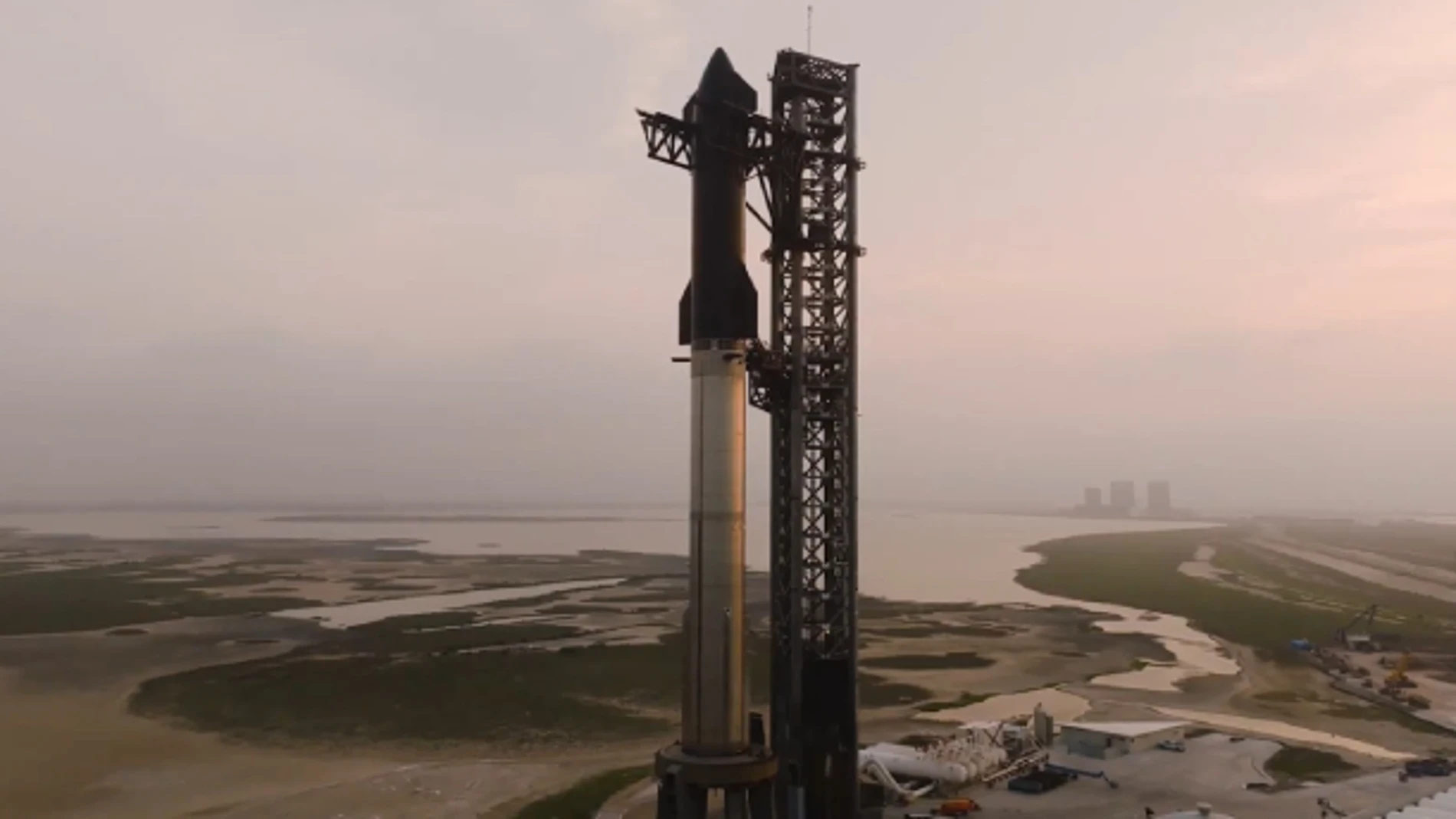 A qué hora y dónde ver el lanzamiento del megacohete Starship de SpaceX.