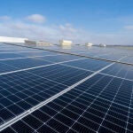 Ahorramas dejó de emitir 3.395 toneladas de CO2 en 2023 gracias a su red de placas solares