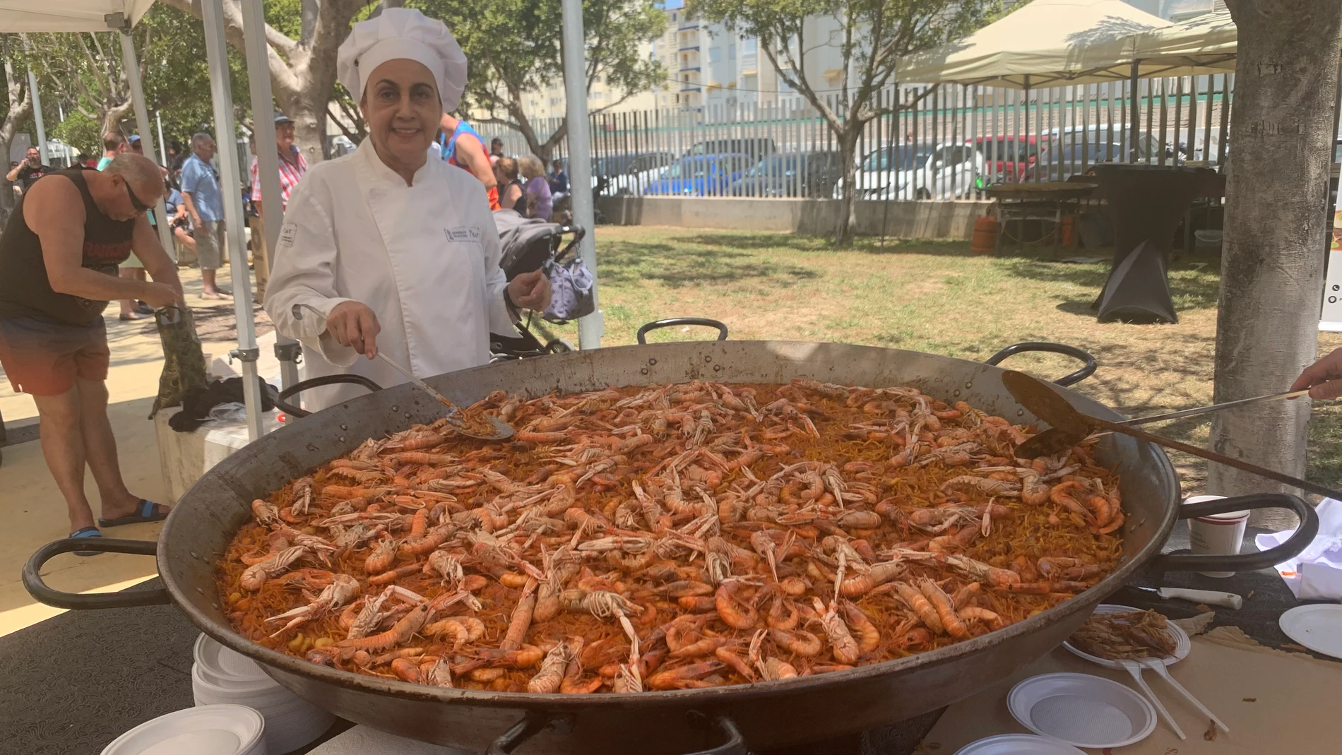 El restaurante Miguel y Juani de l'Alcúdia, gana por segunda vez el Concurso de Fideuà de Gandía