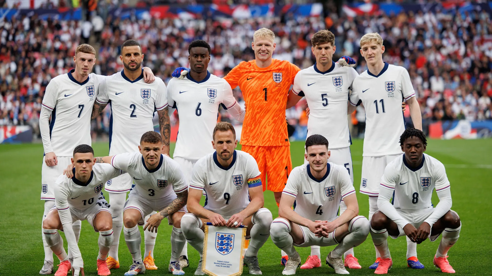 El once inicial de Inglaterra contra Islandia