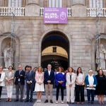Minuto de silencio en plaza Sant Jaume para condenar el último feminicidio en Barcelona