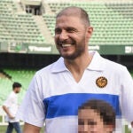 Joaquín Sánchez con nuevo look durante el partido benéfico