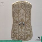 Restauración de la casulla Arca de la Alianza 