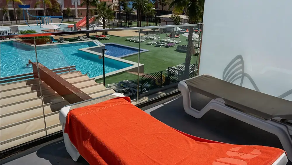 Hotel Dos Playas