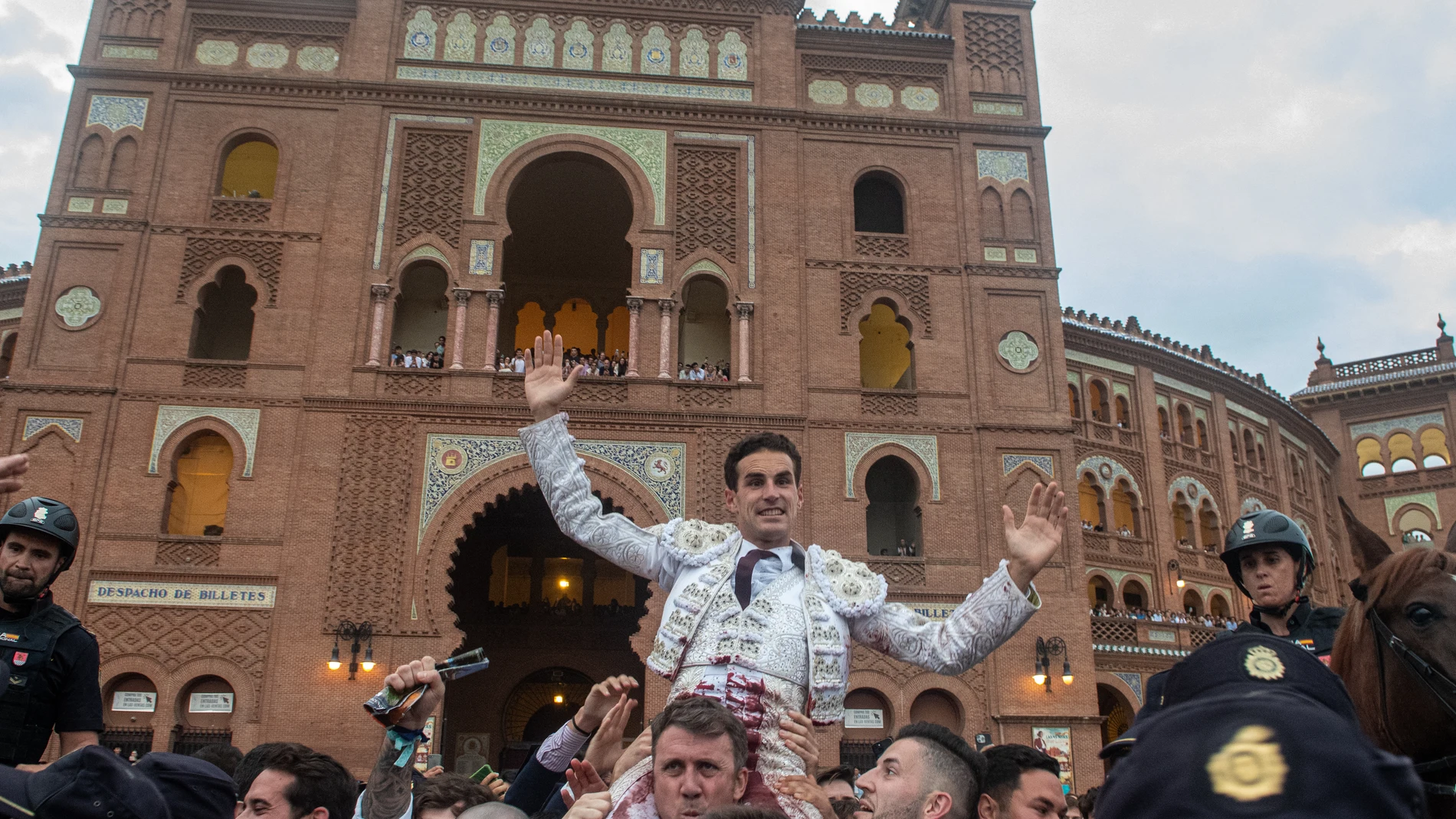 Justicia poética: Adrián por su tercera Puerta Grande
