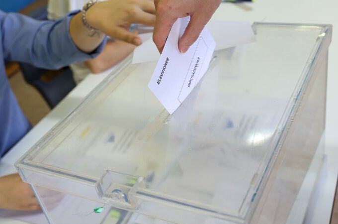 Abren los colegios electorales para las elecciones europeas de 2024