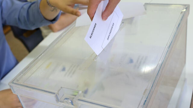 Abren los colegios electorales para las elecciones europeas de 2024