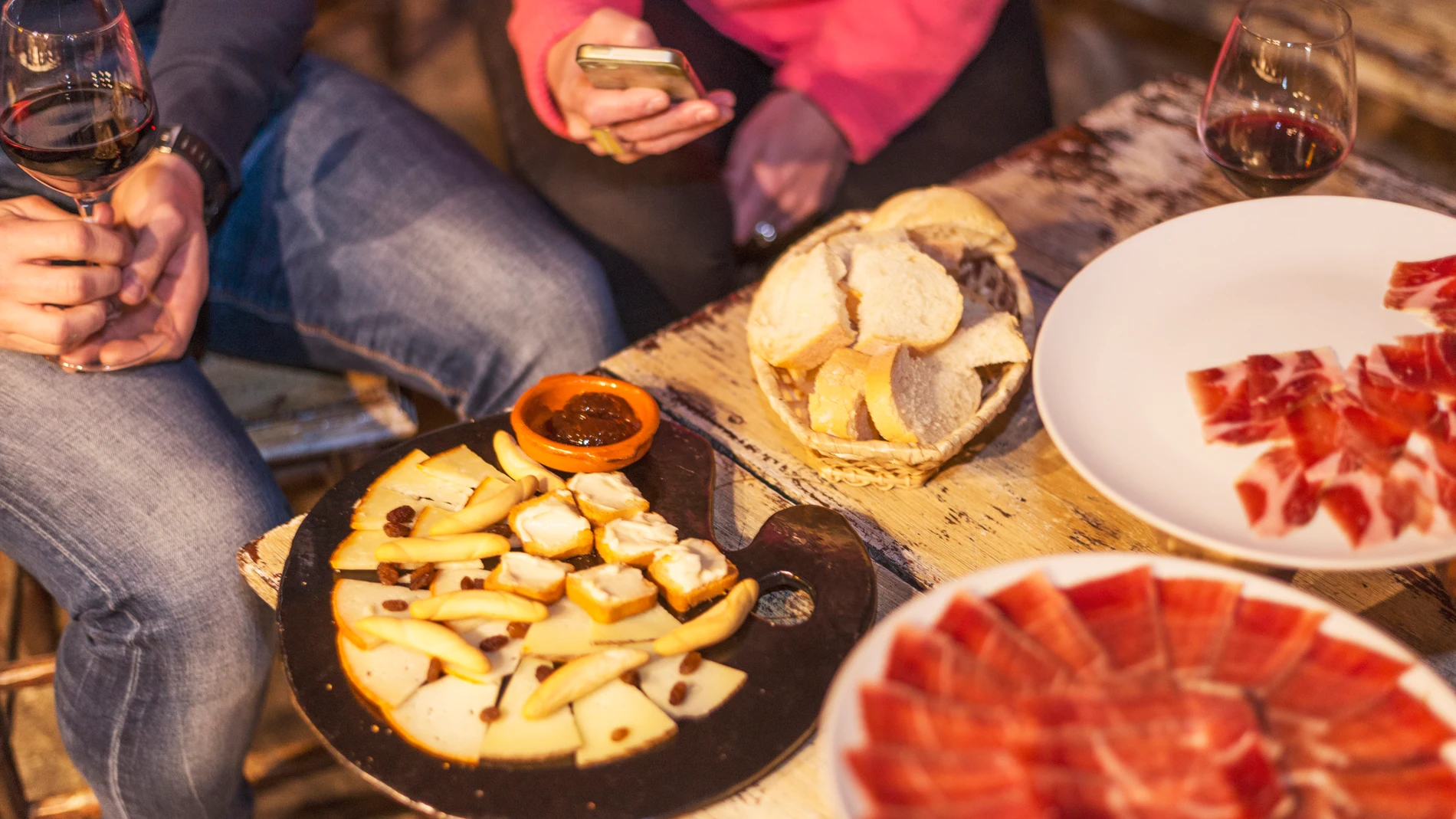 Degustación de tapas JUNTA DE EXTREMADURA (Foto de ARCHIVO) 30/01/2019