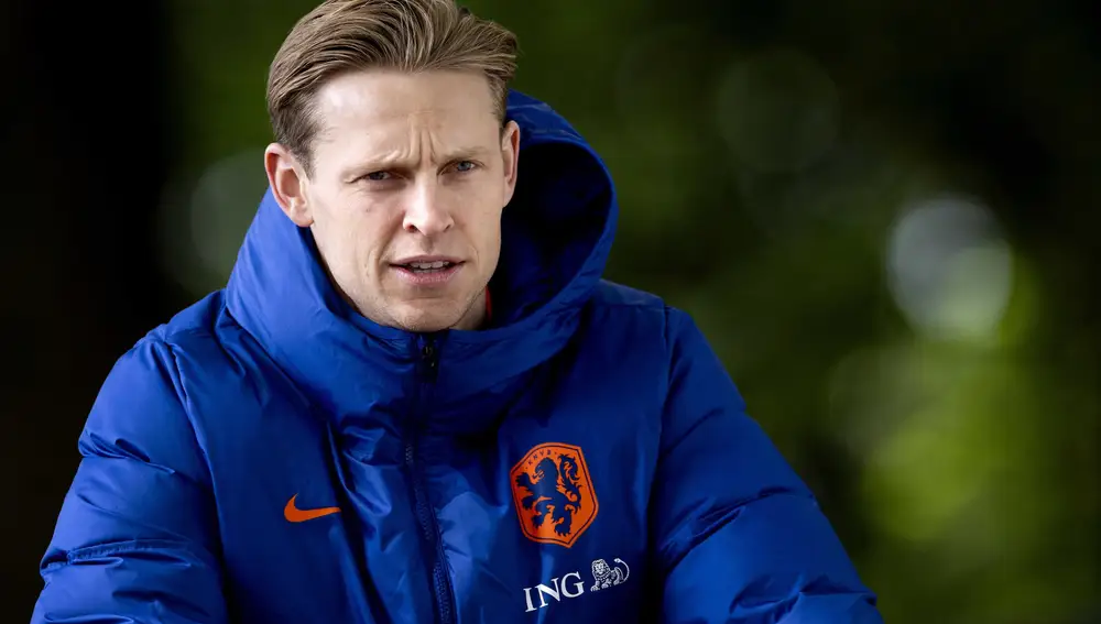De Jong, en la concentración de Países Bajos