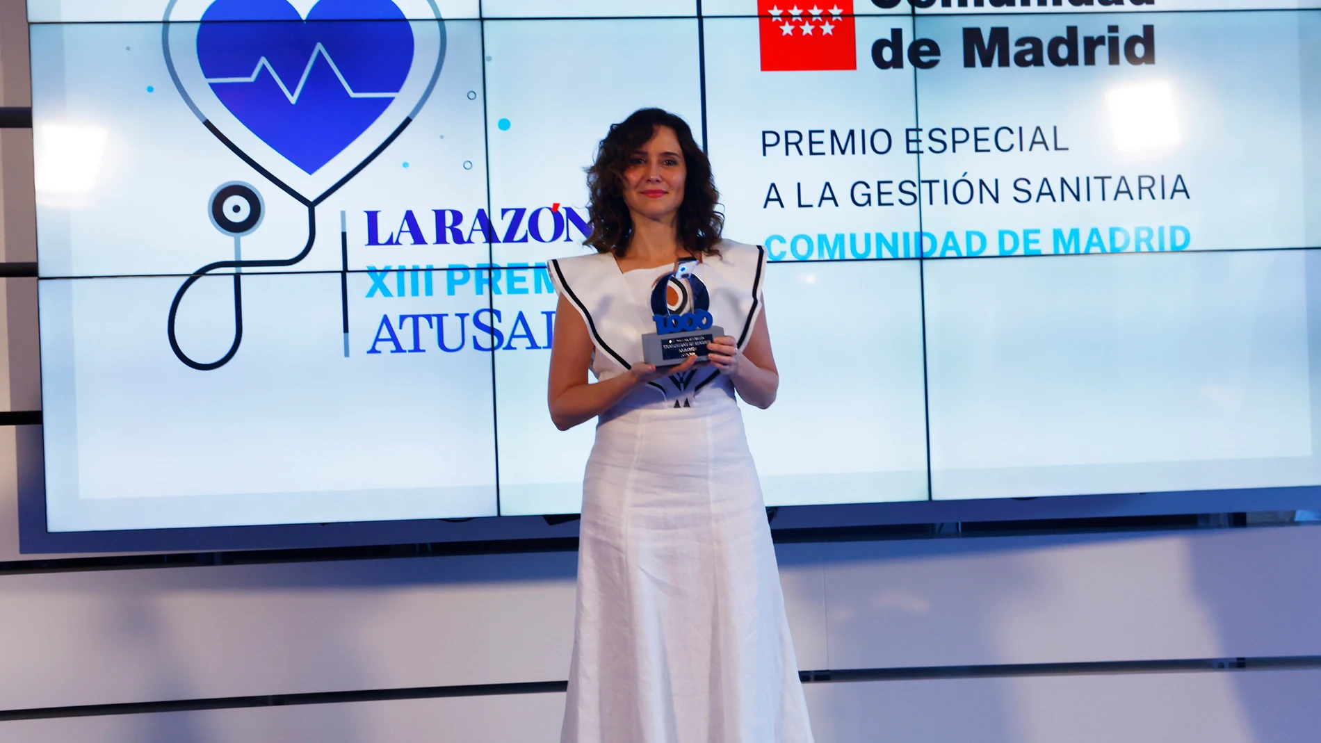 Isabel Díaz Ayuso recibe el XIII Premio A Tu Salud en La Razón