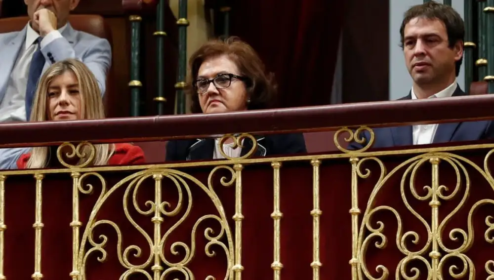 David Zagra junto a su madre y Begoña Gómez, mujer de Pedro Sánchez