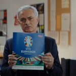 José Mourinho alecciona a los empleados de Topps