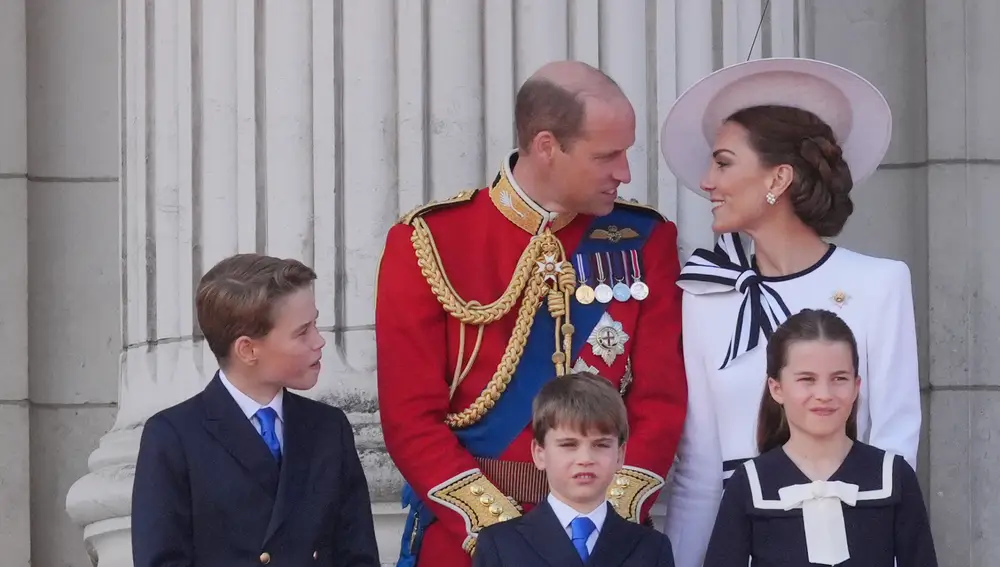 Kate Middleton y el príncipe Guillermo en la Trooping the Colour