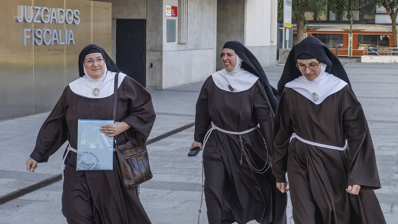 Suspendido el desahucio de las exmonjas de Belorado previsto para el viernes 3 de octubre