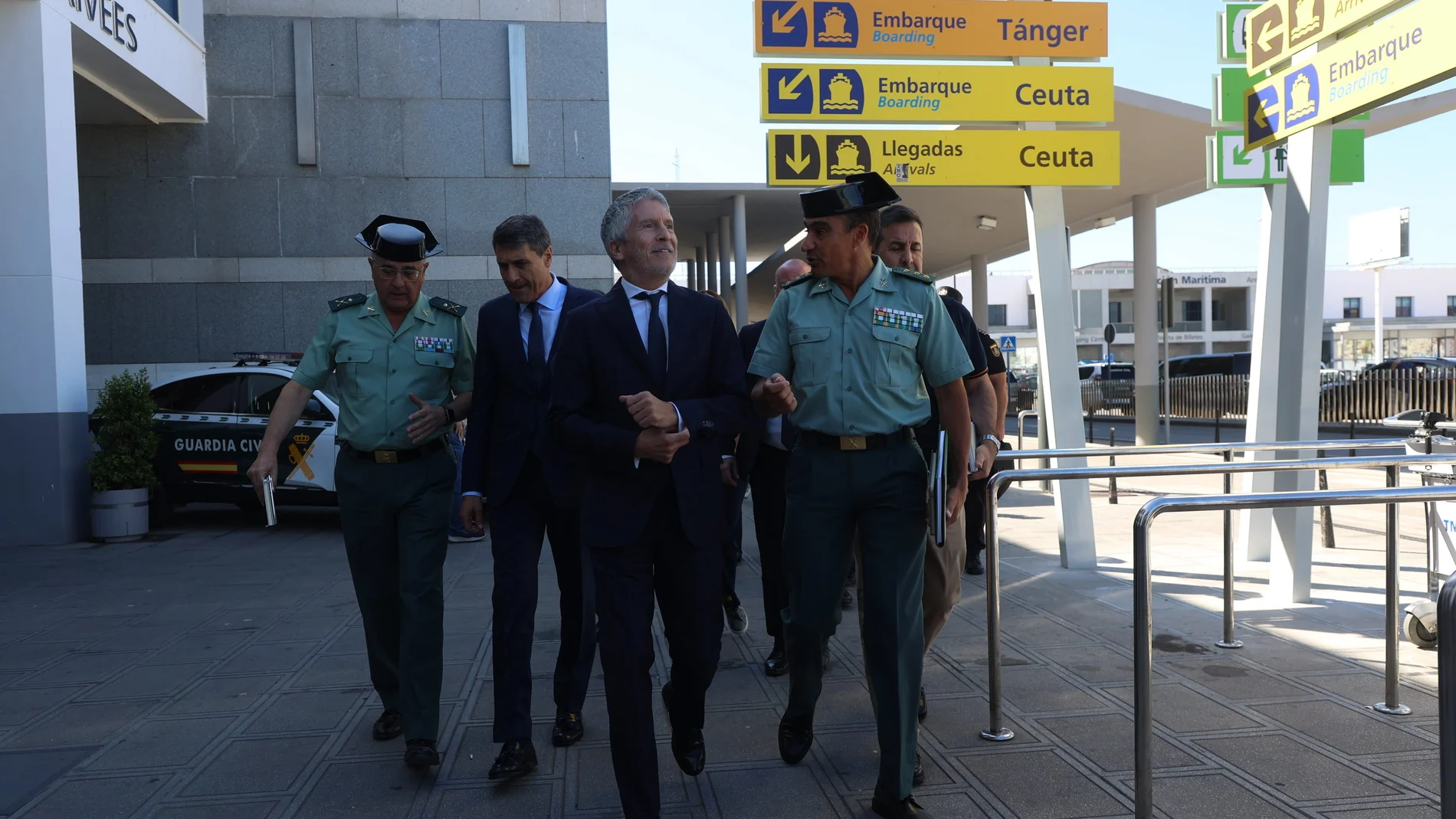 El ministro del Interior, Fernando Grande-Marlaska, en el puerto de Algeciras
