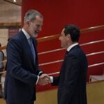 Felipe VI y Juanma Moreno