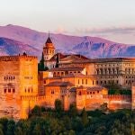 La OCU dicta sentencia: estas son las ciudades de España que más gustan a los turistas