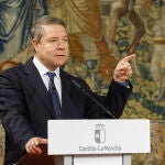 El presidente de Castilla-La Mancha, Emiliano García-Page, en la firma de un convenio con la UCLM en el Palacio de Fuensalida. Fecha: 20/06/2024.