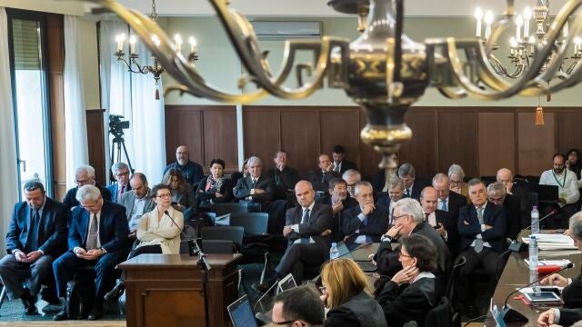 Vista general de la sala de la Audiencia de Sevilla donde se celebró el juicio de la pieza política del "caso ERE"