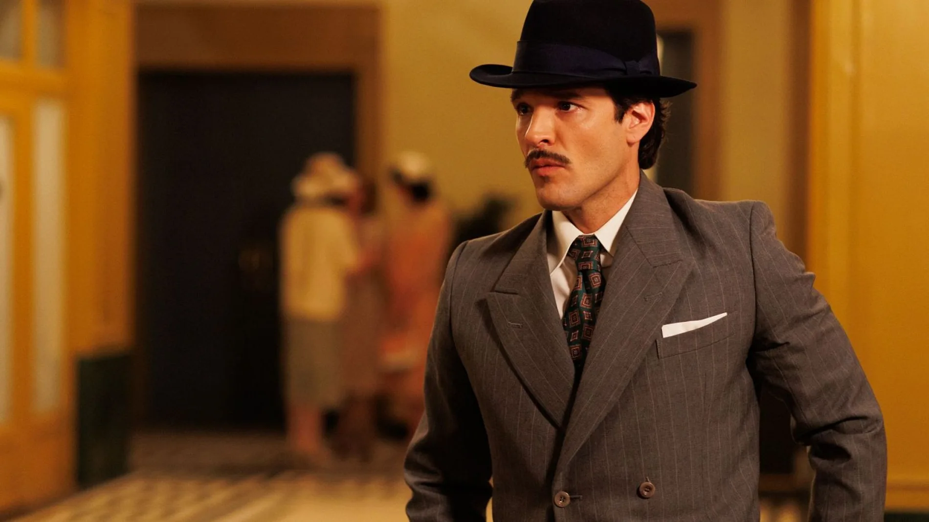 Íñigo sigue en el punto de mira, en el próximo episodio de "La Moderna"